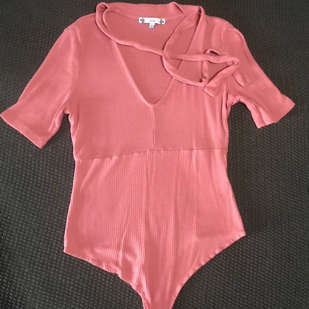 IRIS- Pinky/Peachy short sleeve Body Suit
